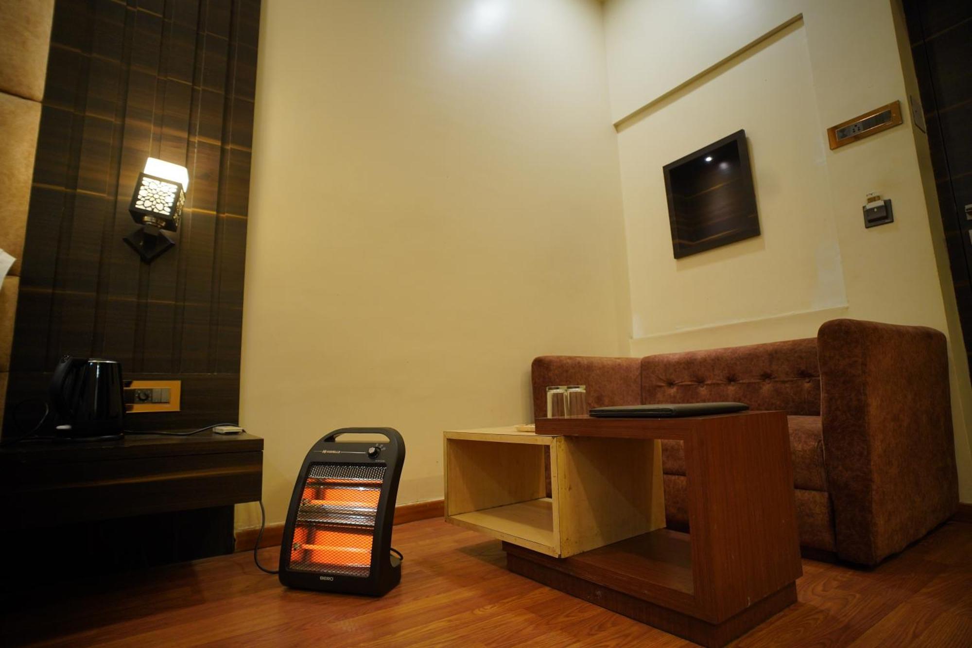 Hotel New Grand Deoghar Buitenkant foto