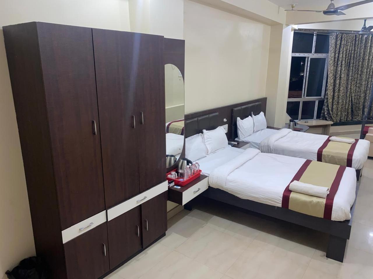 Hotel New Grand Deoghar Buitenkant foto