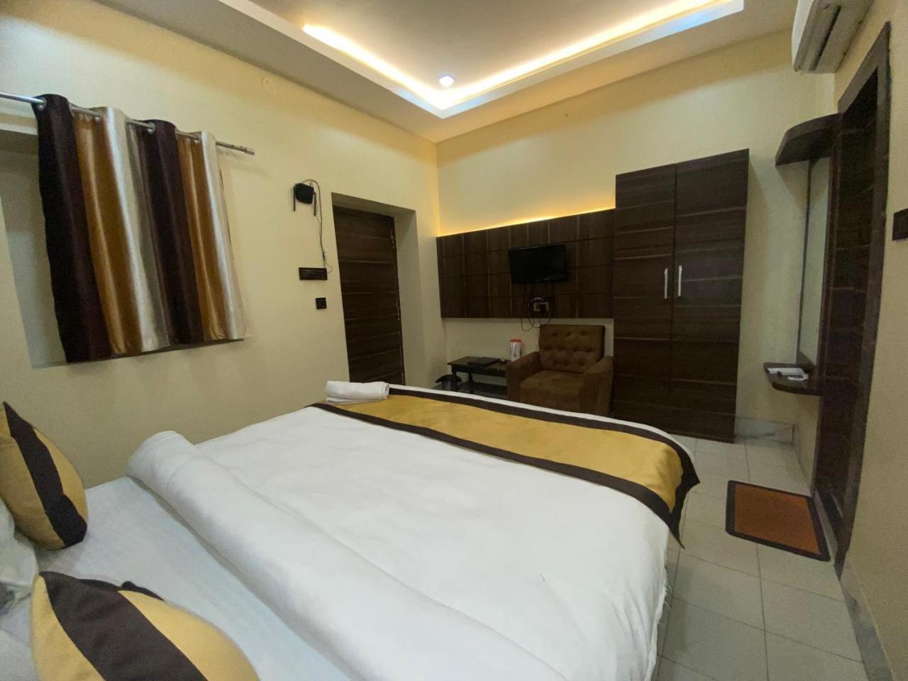 Hotel New Grand Deoghar Buitenkant foto