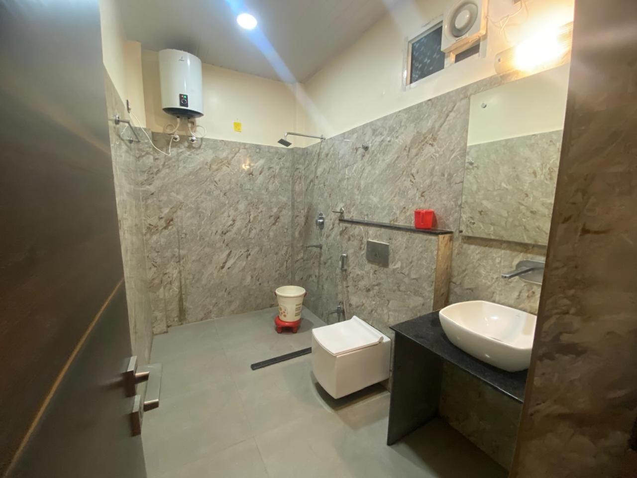Hotel New Grand Deoghar Buitenkant foto